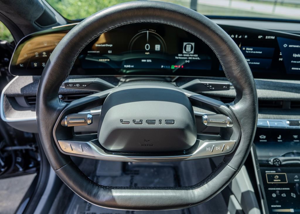 Used 2024 Lucid Air Pure image 5