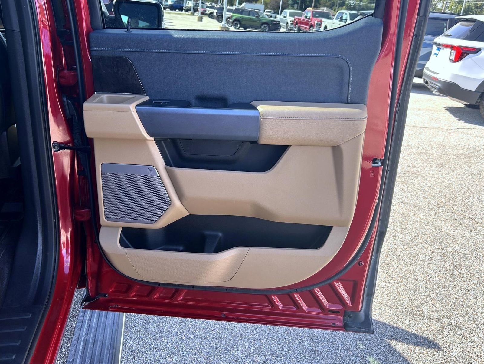 Used 2023 Ford F150 Lariat w/ Equipment Group 502A High image 18