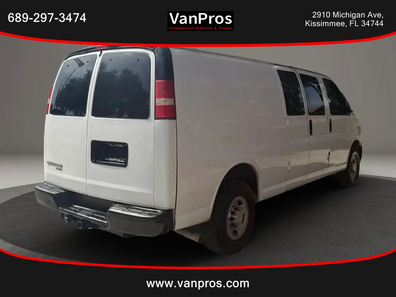 Used 2014 Chevrolet Express 3500 Extended RWD image 5