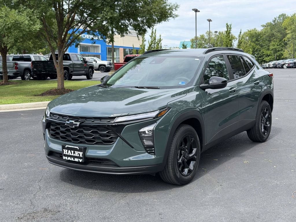 New 2026 Chevrolet Trax LT w/ Driver Confidence Package FWD image 23