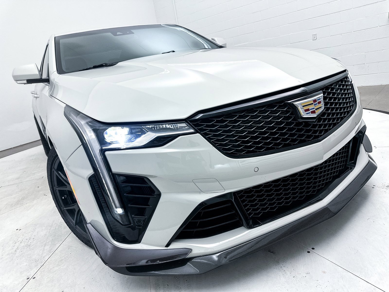 Used 2022 Cadillac CT4 V Blackwing w/ Carbon Fiber 1 Package image 11