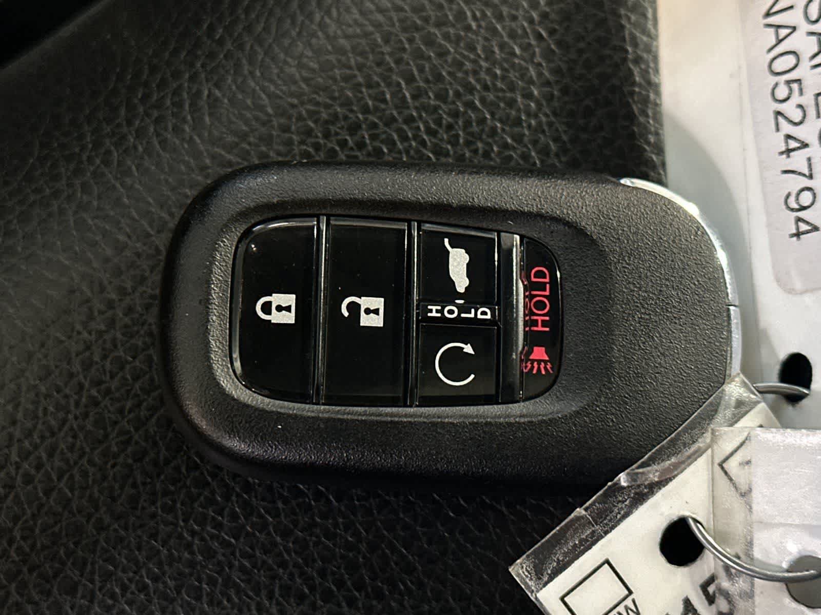 Used 2024 Honda Pilot Touring image 28