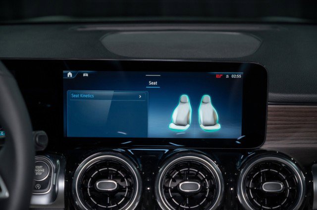 Certified 2026 Mercedes-Benz GLB 250 image 15