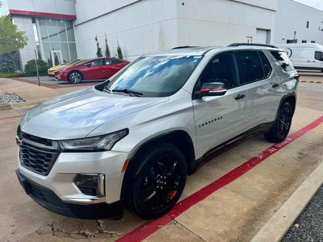 Used 2022 Chevrolet Traverse Premier w/ Redline Edition AWD/4WD image 9