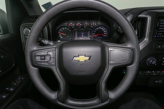 Used 2023 Chevrolet Silverado 1500 Custom image 25