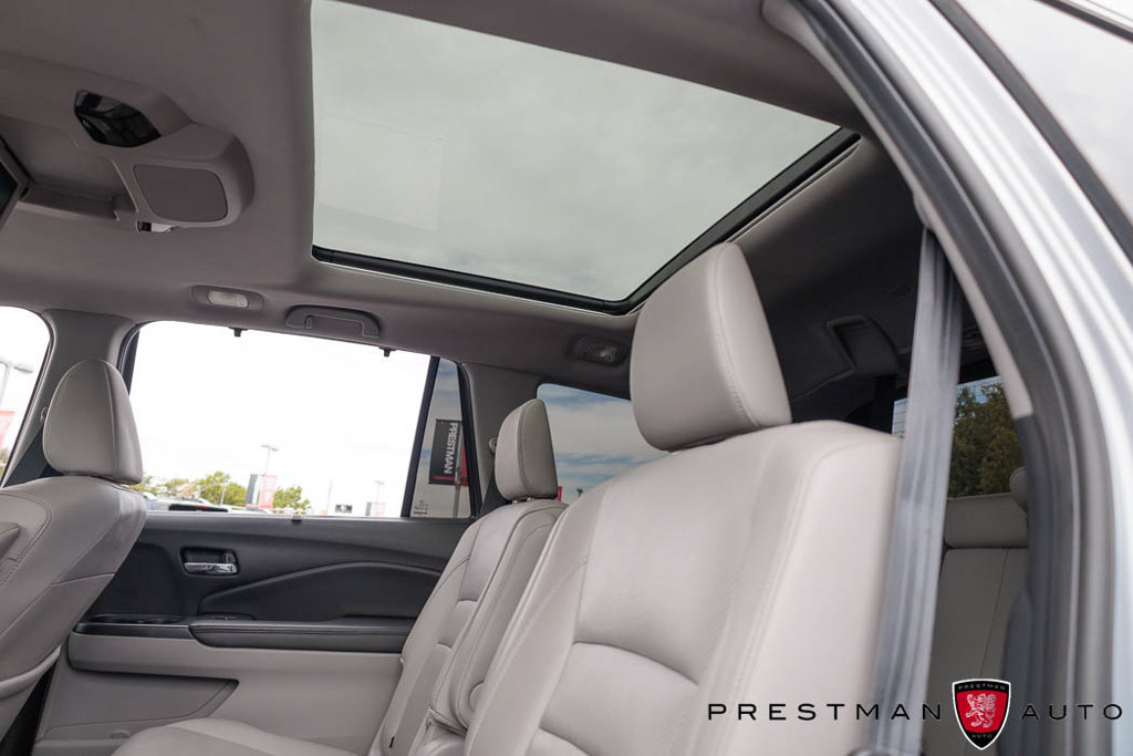 Used 2021 Honda Pilot Elite image 40
