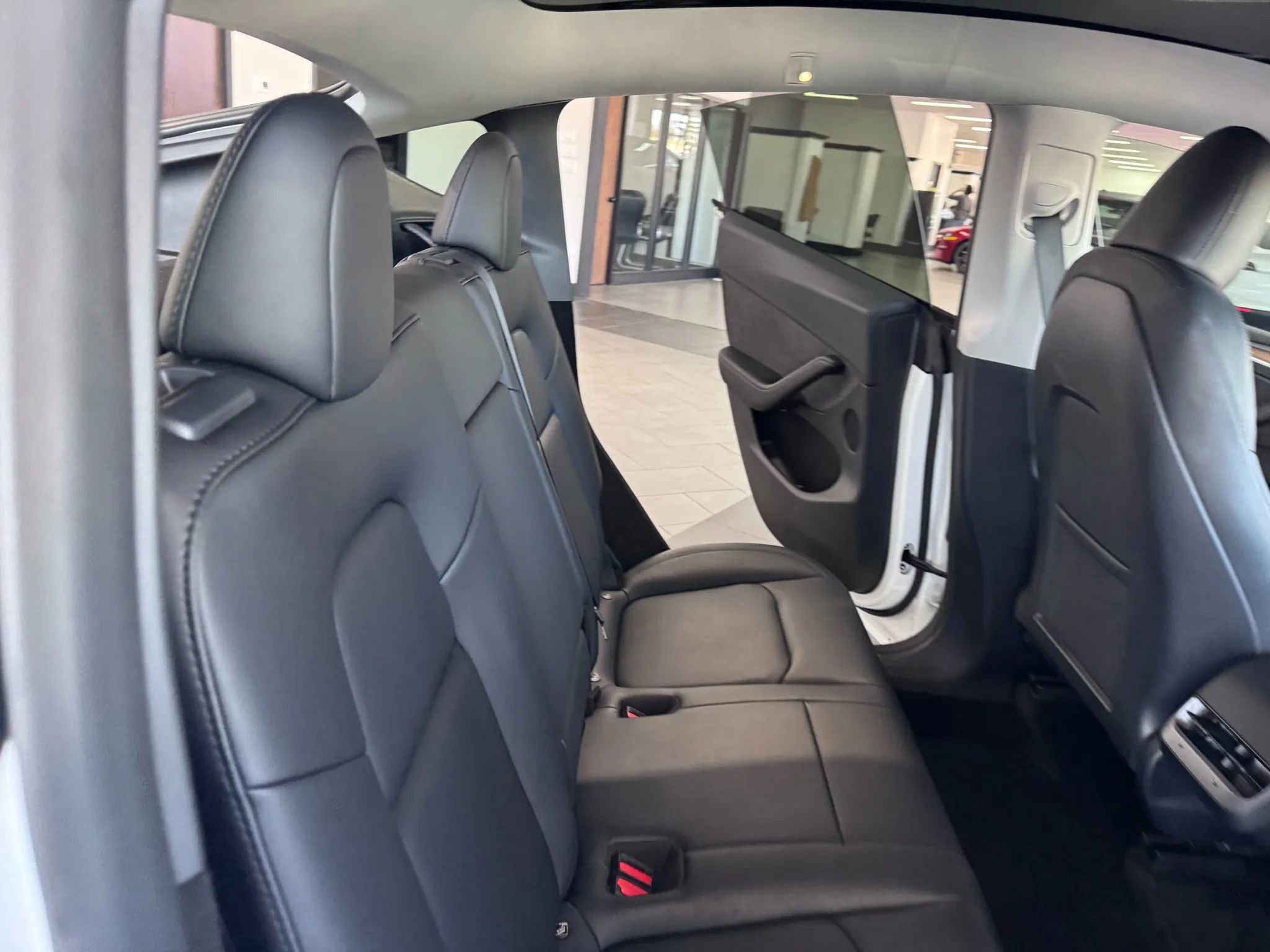 Used 2023 Tesla Model Y Long Range image 14