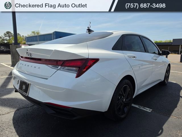 Used 2022 Hyundai Elantra SEL w/ Convenience Package image 7