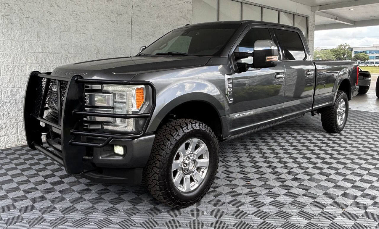 Used 2017 Ford F350 Platinum w/ Platinum Ultimate Package AWD/4WD image 37