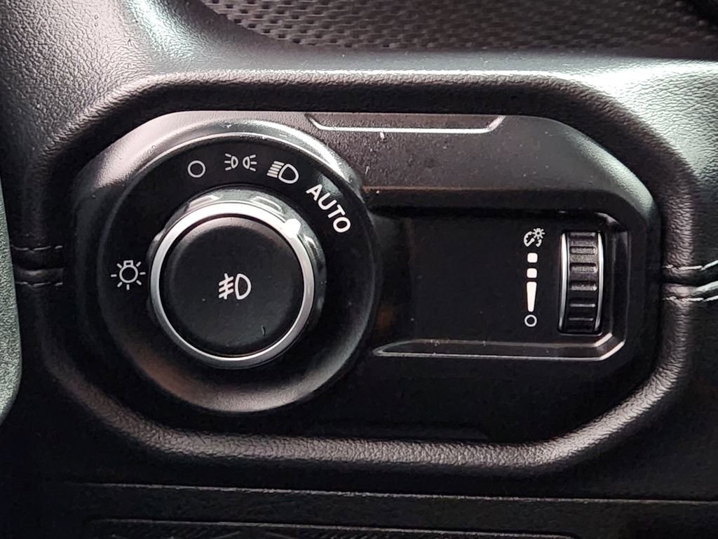 Used 2024 Jeep Wrangler Unlimited Rubicon image 23