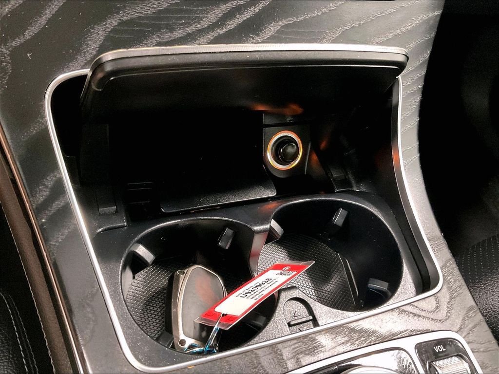 Used 2019 Mercedes-Benz GLC 300 4MATIC Coupe image 27