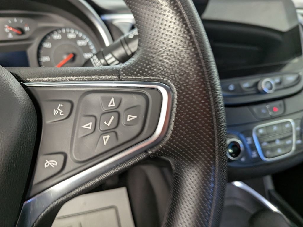 Used 2024 Chevrolet Malibu LT image 21