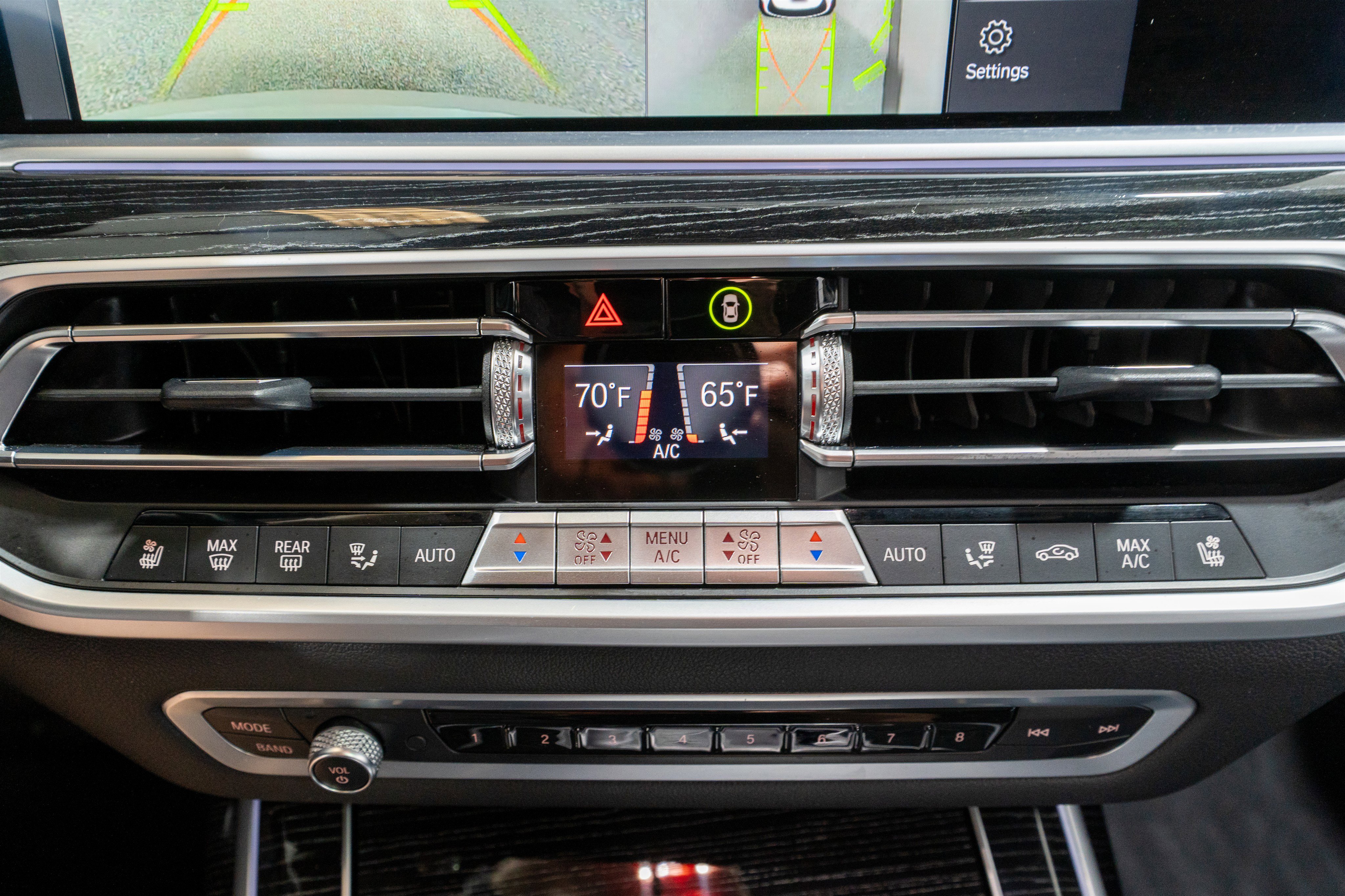 Used 2022 BMW X7 M50i image 24