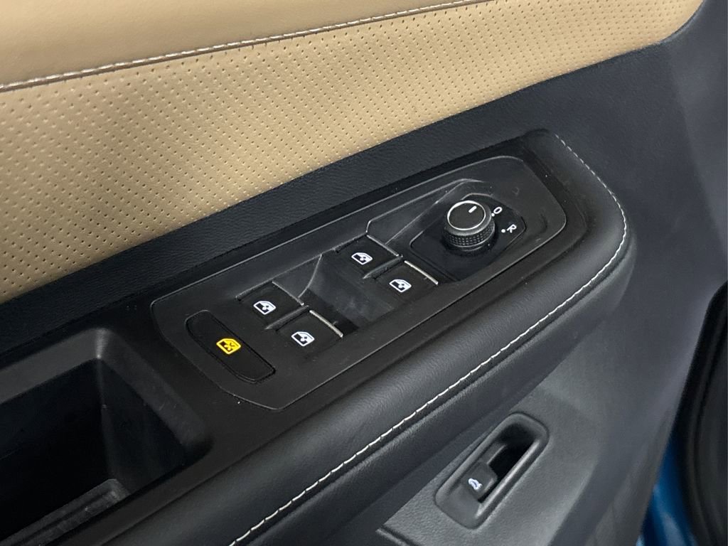 Used 2024 Volkswagen Atlas Cross Sport SE w/ Panoramic Sunroof Package image 29