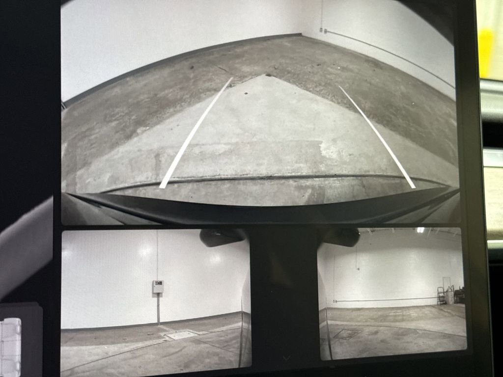 Used 2022 Tesla Model 3 image 16