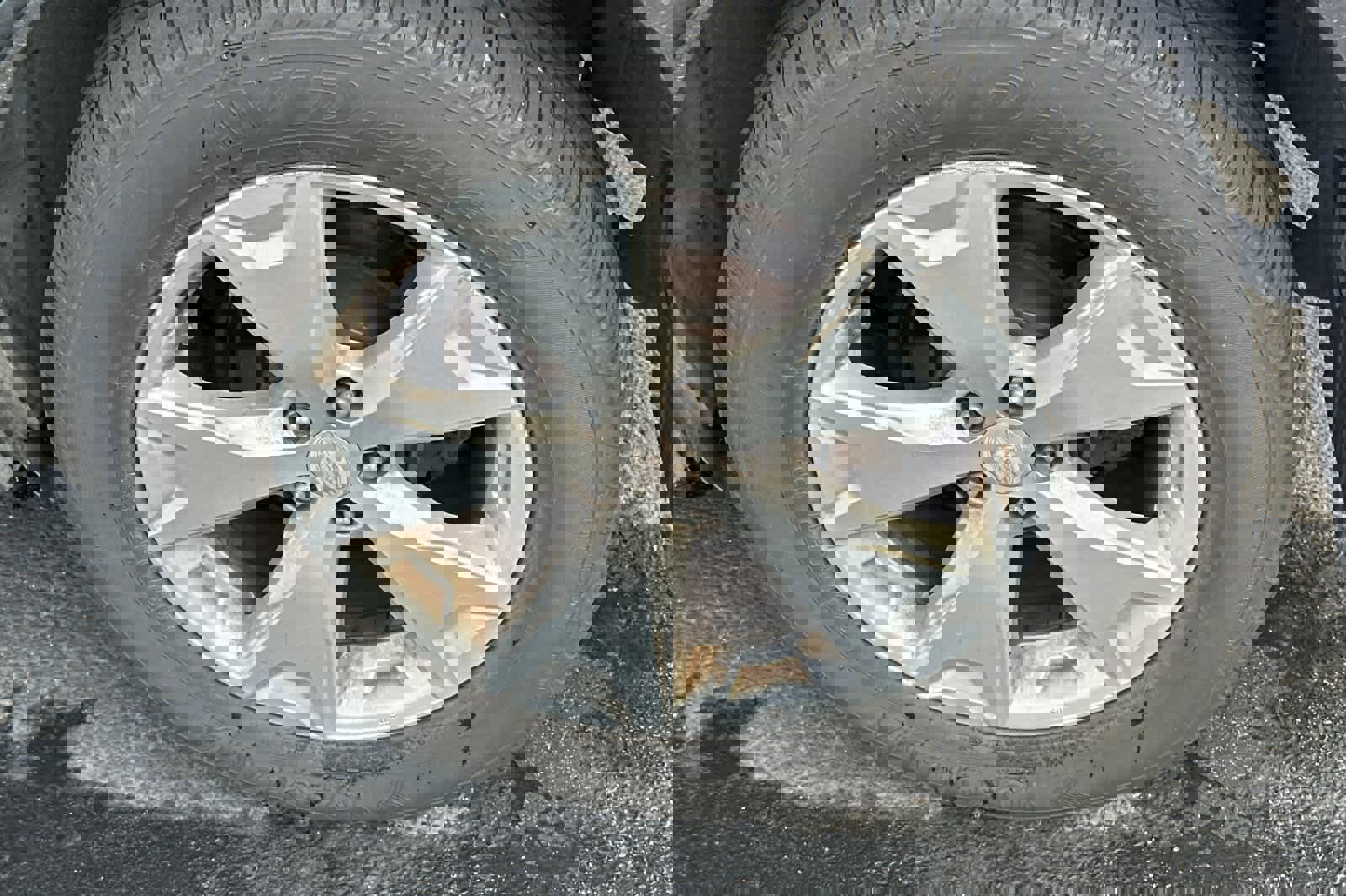 Used 2015 Subaru Forester 2.5i Limited image 17