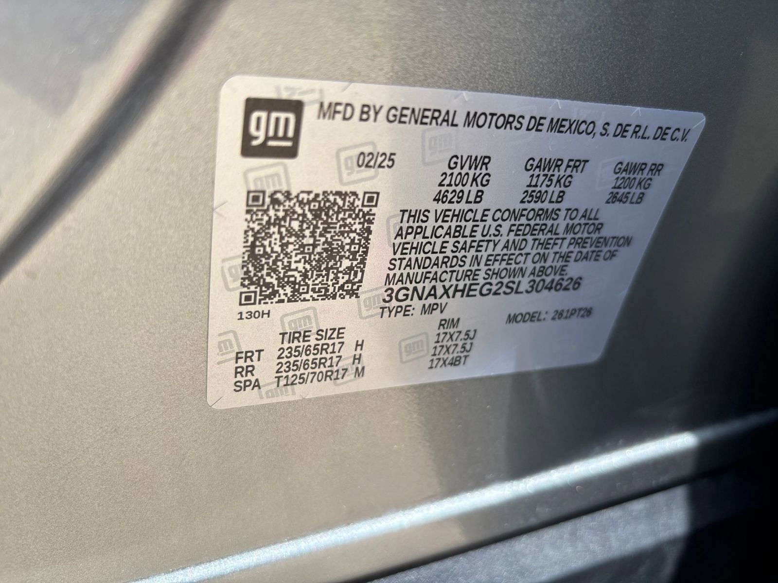 Used 2025 Chevrolet Equinox LT FWD image 29