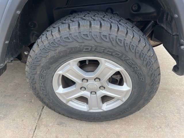 Used 2020 Jeep Wrangler Sport image 10