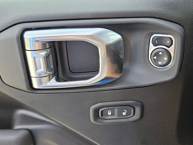 Certified 2025 Jeep Wrangler Unlimited Sport AWD/4WD image 17