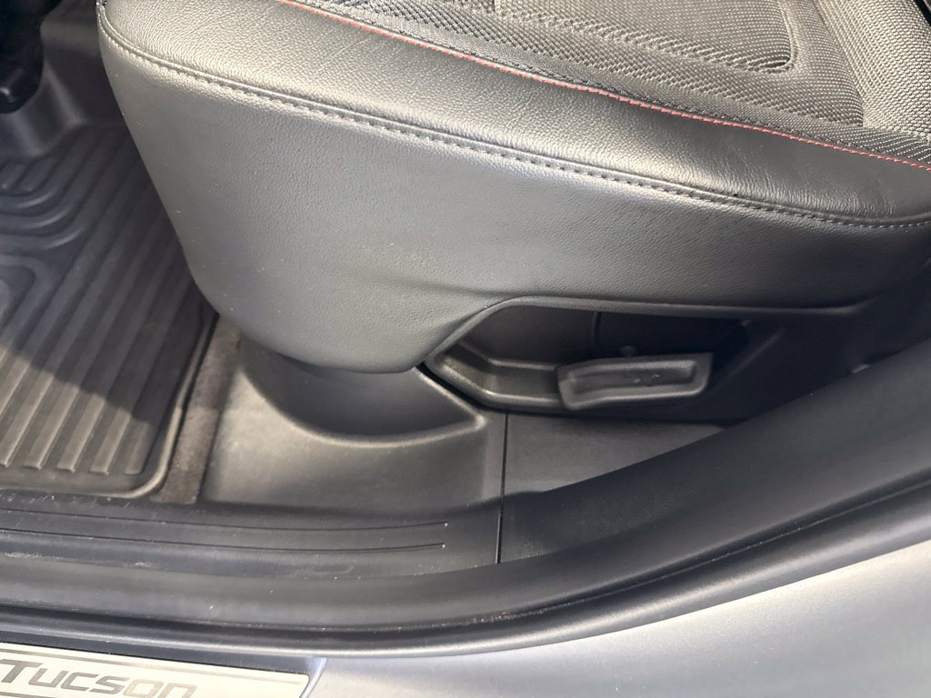 Used 2025 Hyundai Tucson N Line AWD/4WD image 18