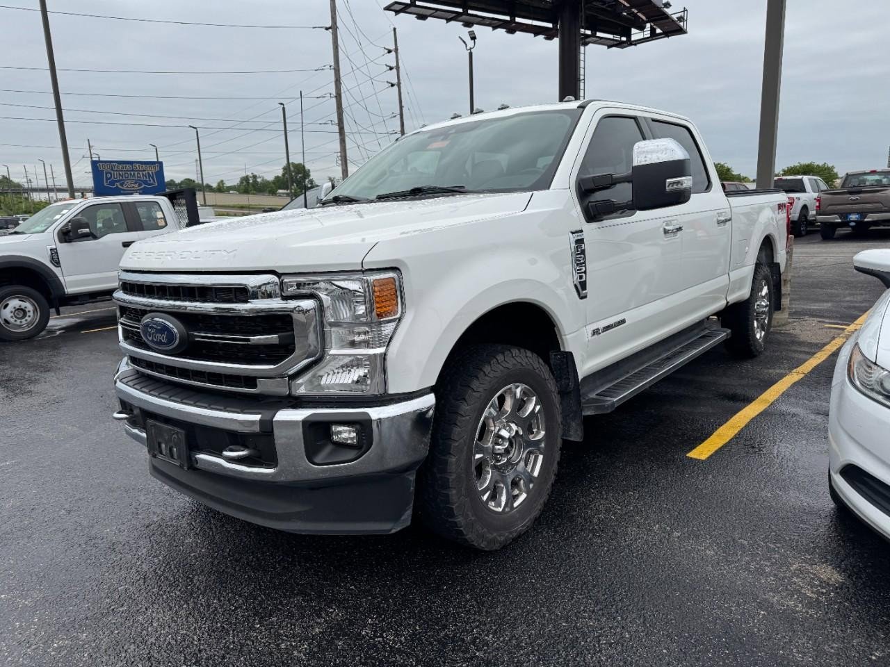 Used 2021 Ford F350 Lariat w/ Lariat Ultimate Package AWD/4WD image 4