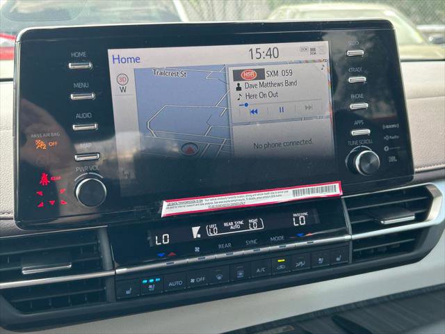 Certified 2024 Toyota Sienna Platinum image 37