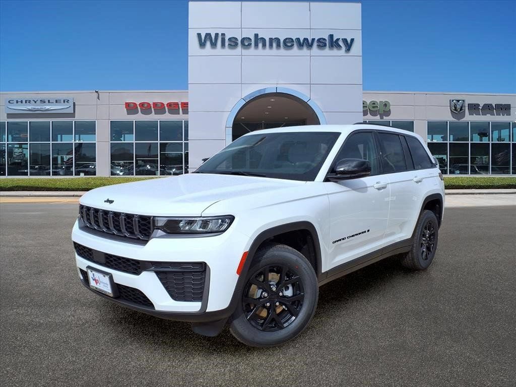 New 2026 Jeep Grand Cherokee Altitude