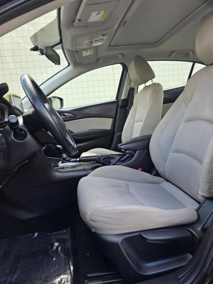 Used 2016 MAZDA MAZDA3 i Touring image 9