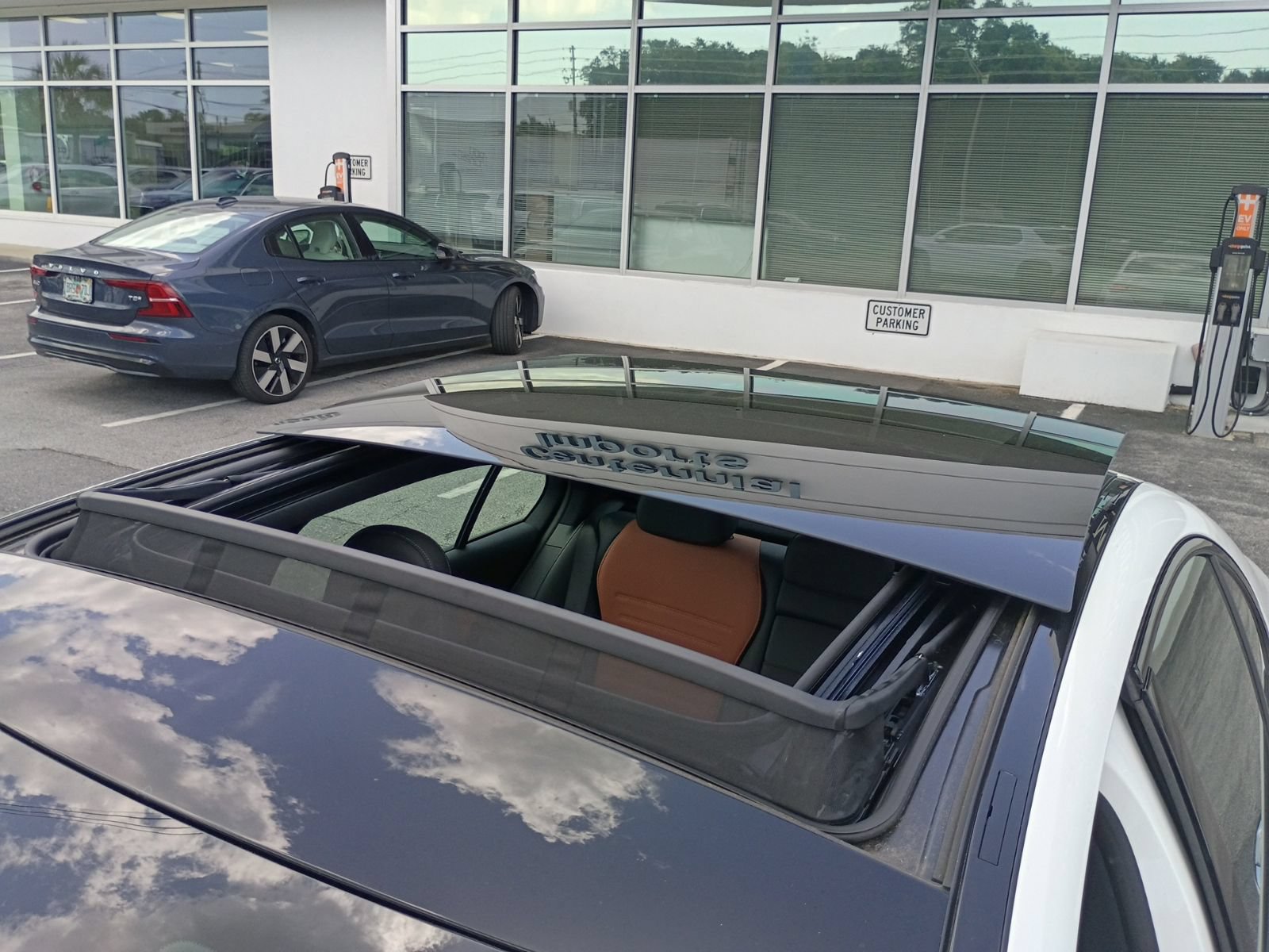 Used 2023 Mercedes-Benz C 300 Sedan image 11