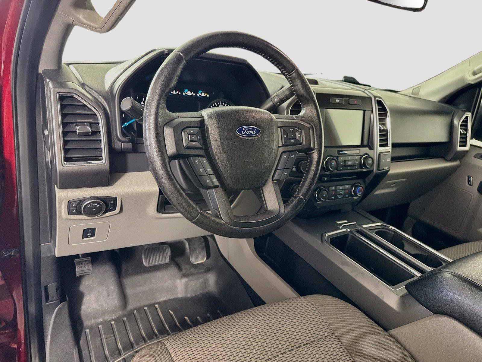 Used 2017 Ford F150 XLT w/ Equipment Group 302A Luxury AWD/4WD image 2