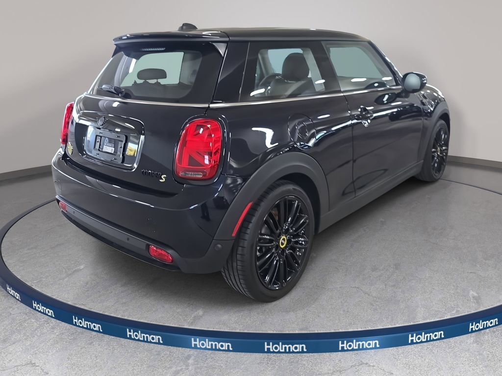 Used 2024 MINI Cooper SE image 7