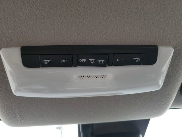 New 2025 Nissan Versa S w/ Trunk Package image 30