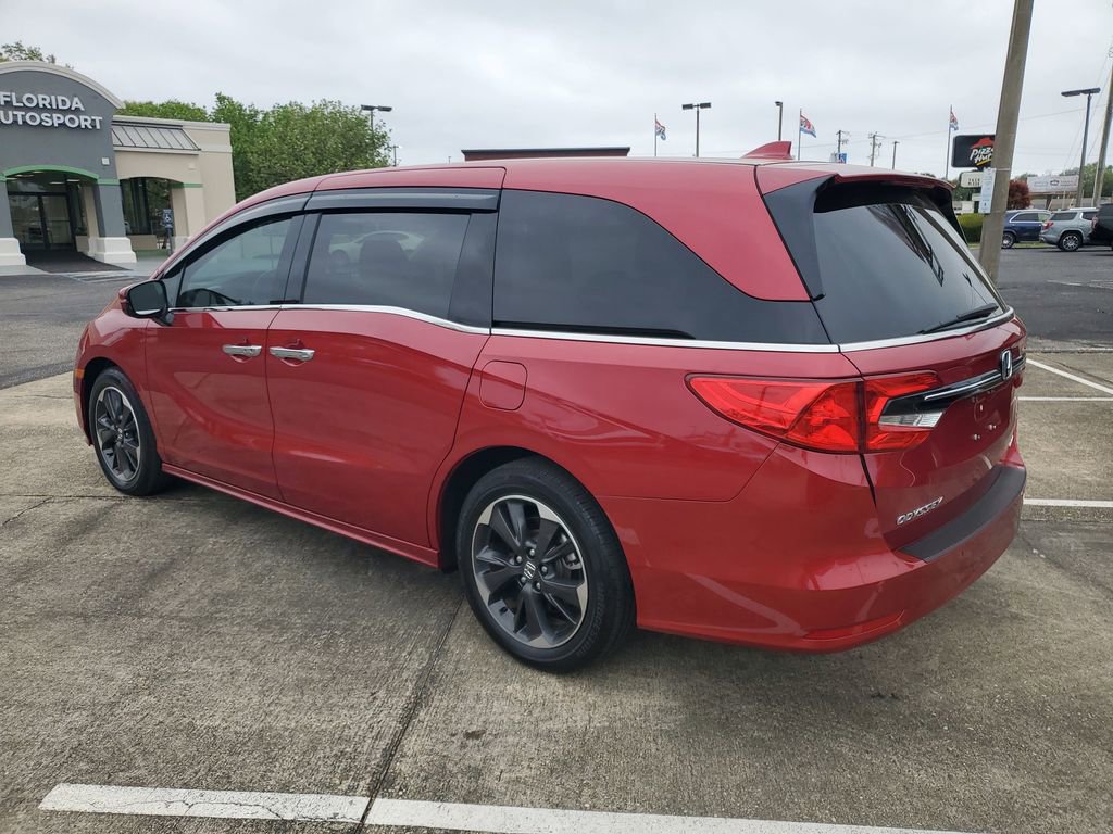 Used 2023 Honda Odyssey Elite image 3