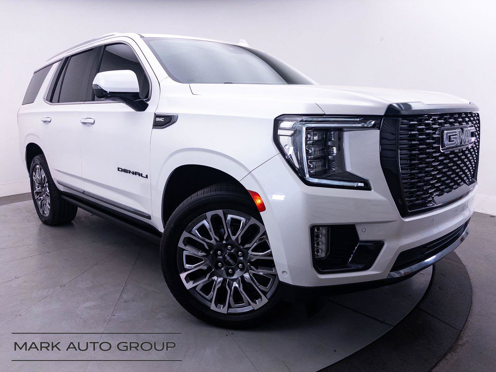 Used 2023 GMC Yukon Denali Ultimate AWD/4WD image 1