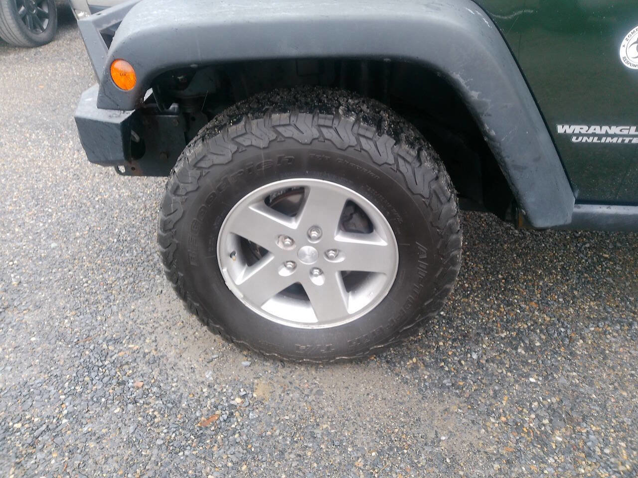 Used 2011 Jeep Wrangler Unlimited Rubicon w/ Dual Top Group image 28