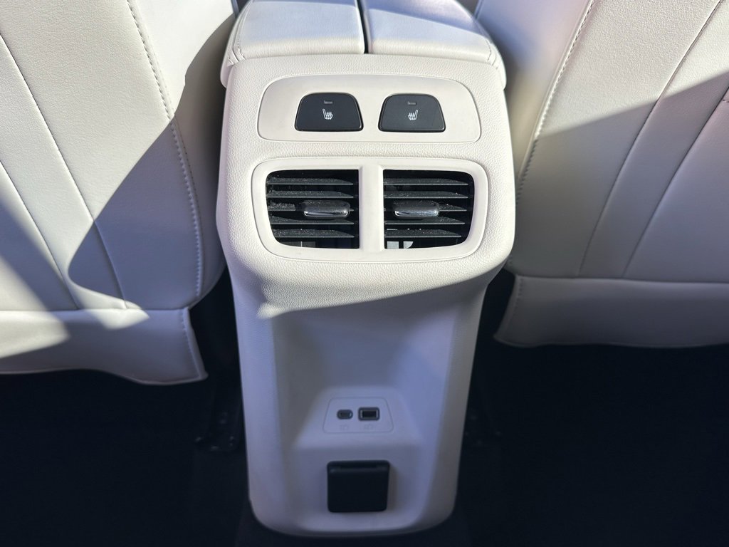 Used 2021 Buick Envision Avenir image 23