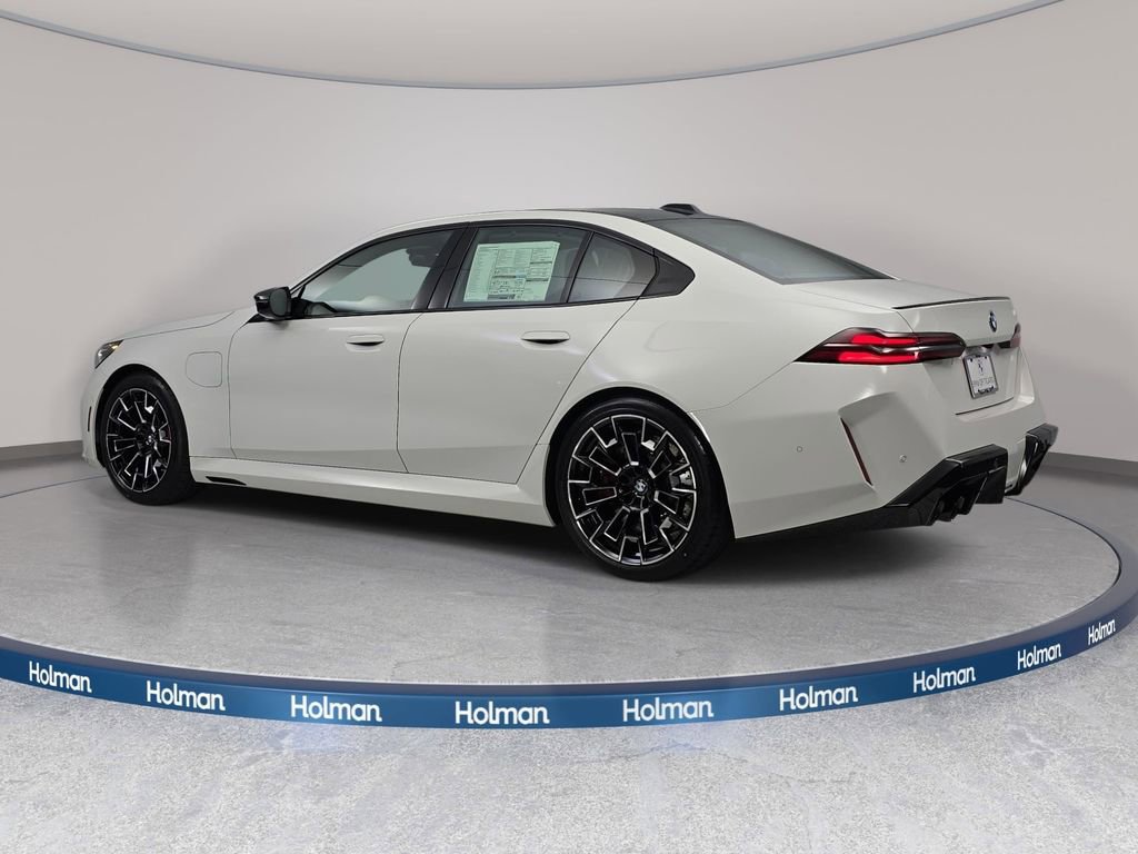 New 2026 BMW M5 w/ Executive Package AWD/4WD image 7