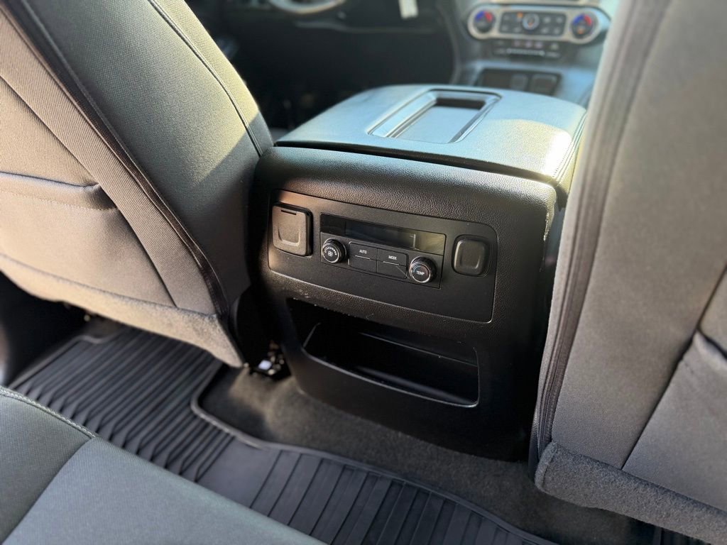 Used 2018 Chevrolet Tahoe LS w/ All-Season Package image 14