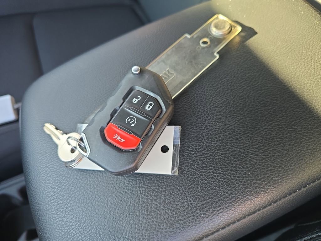 Used 2023 Jeep Wrangler Unlimited Sport image 30