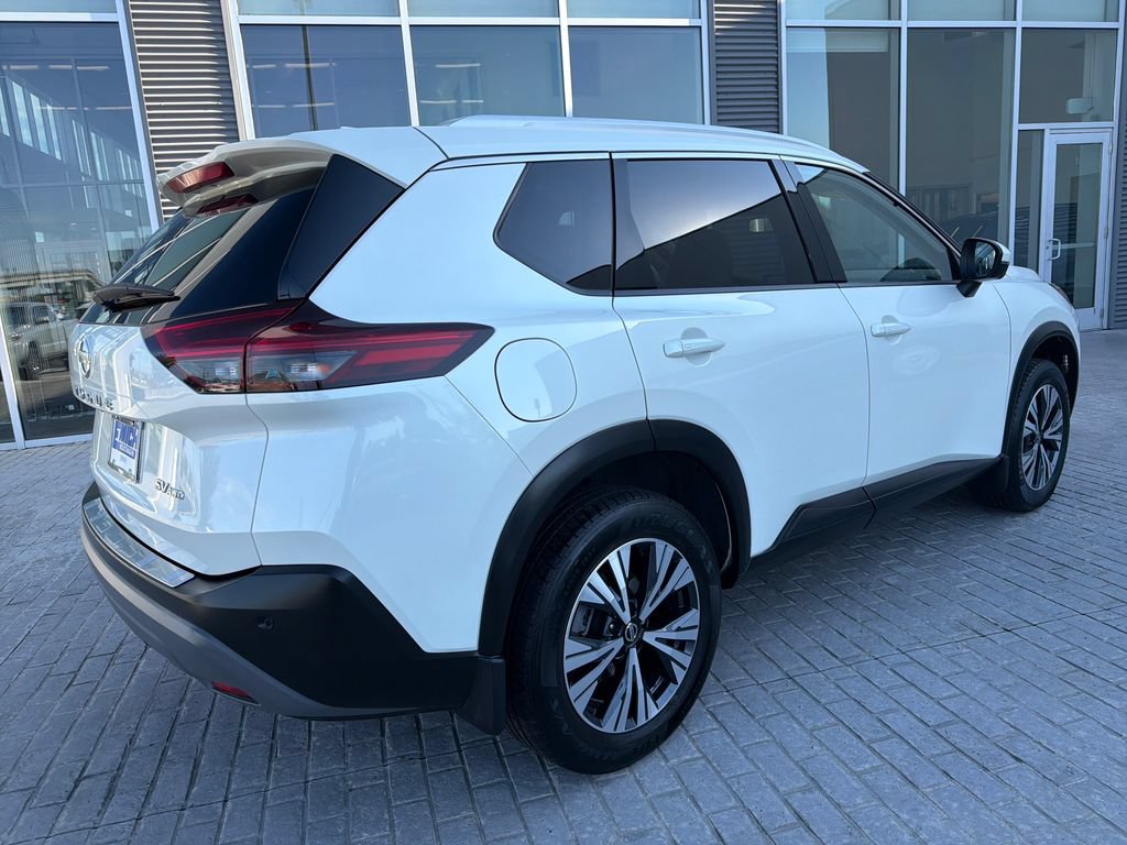 Used 2021 Nissan Rogue SV w/ Premium Package AWD/4WD image 5