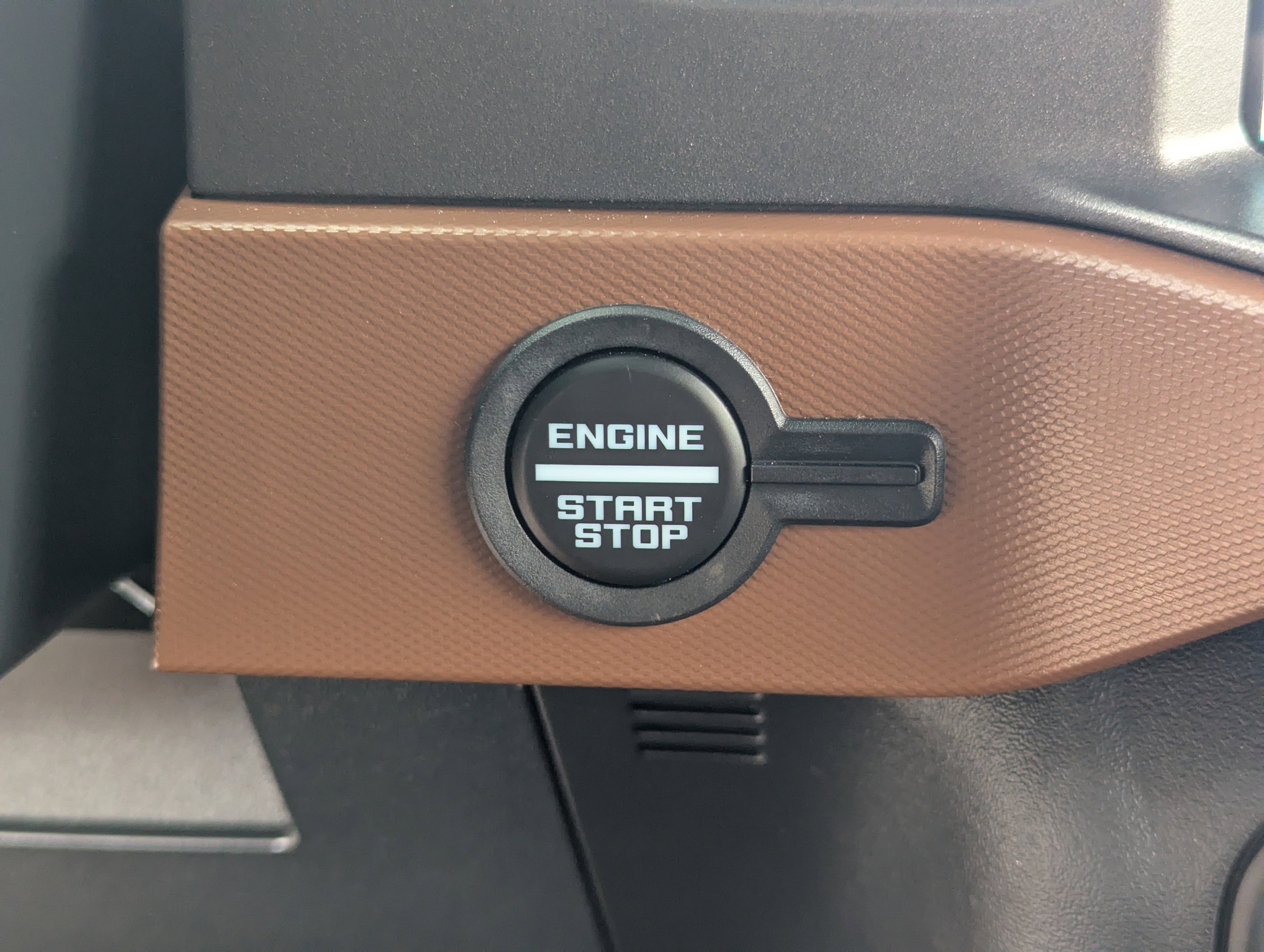 Used 2024 Ford Bronco Outer Banks image 30