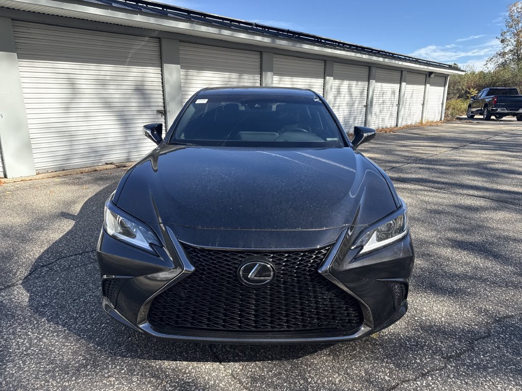 Used 2024 Lexus ES 350 F Sport w/ Accessory Package (Z2) FWD image 8
