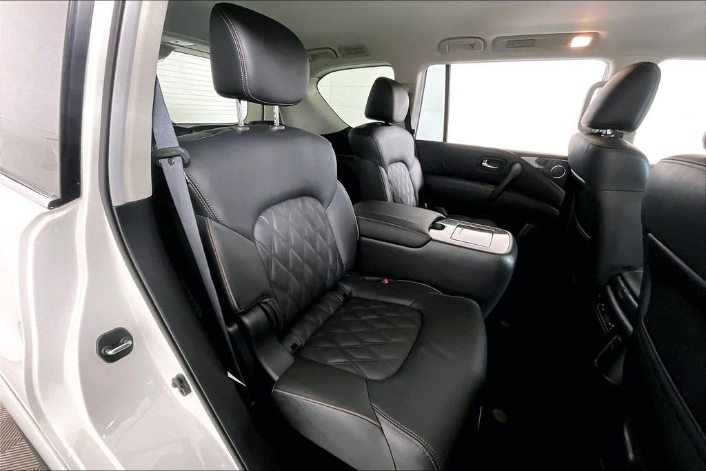 Used 2024 Nissan Armada Platinum w/ Captain's Chairs Package image 27