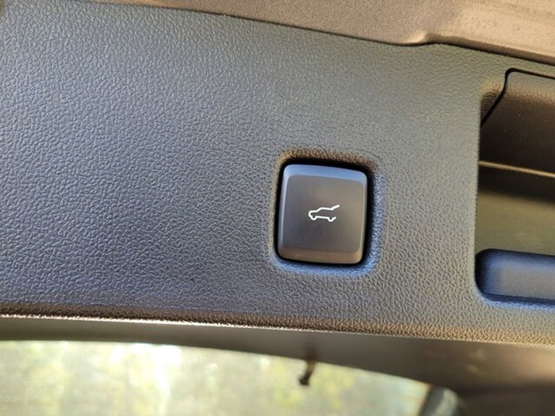 Used 2024 Ford Escape Active image 13