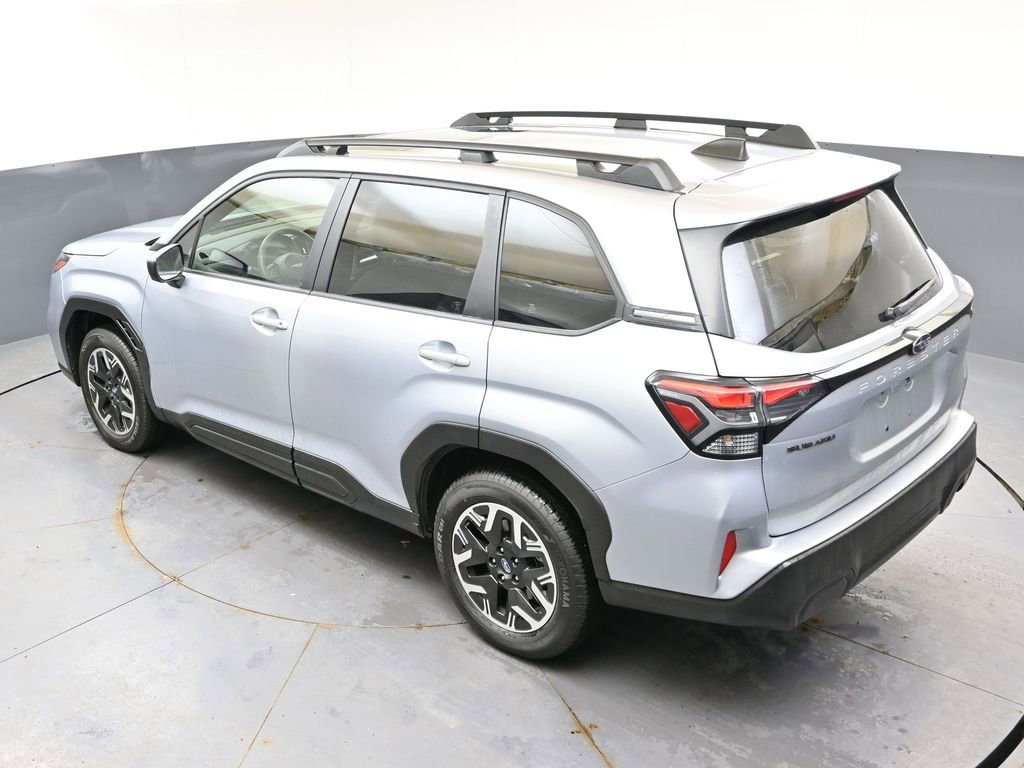 Certified 2025 Subaru Forester Premium AWD/4WD image 39