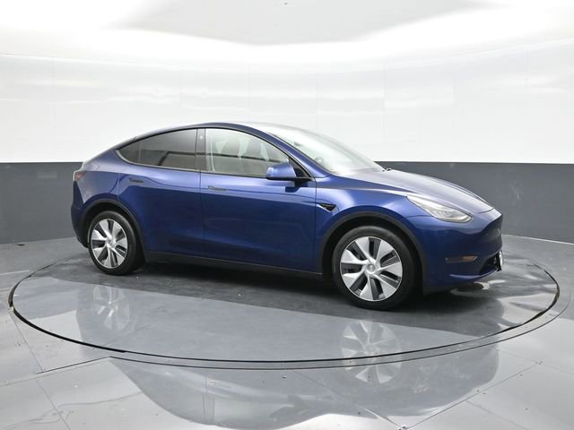 Used 2023 Tesla Model Y Long Range AWD/4WD image 17