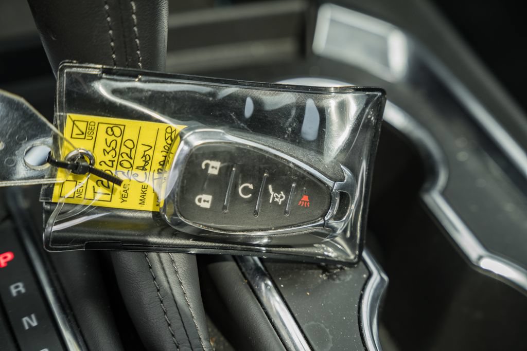 Used 2020 Chevrolet Traverse RS AWD/4WD image 39