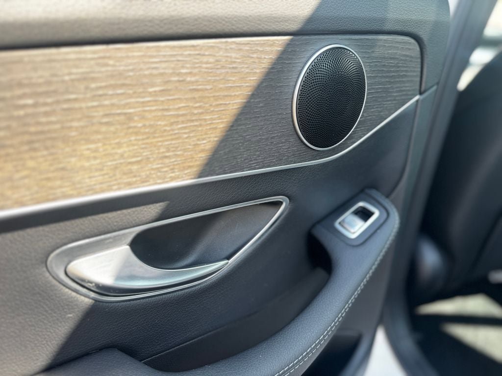 Used 2020 Mercedes-Benz C 300 4MATIC Sedan image 22