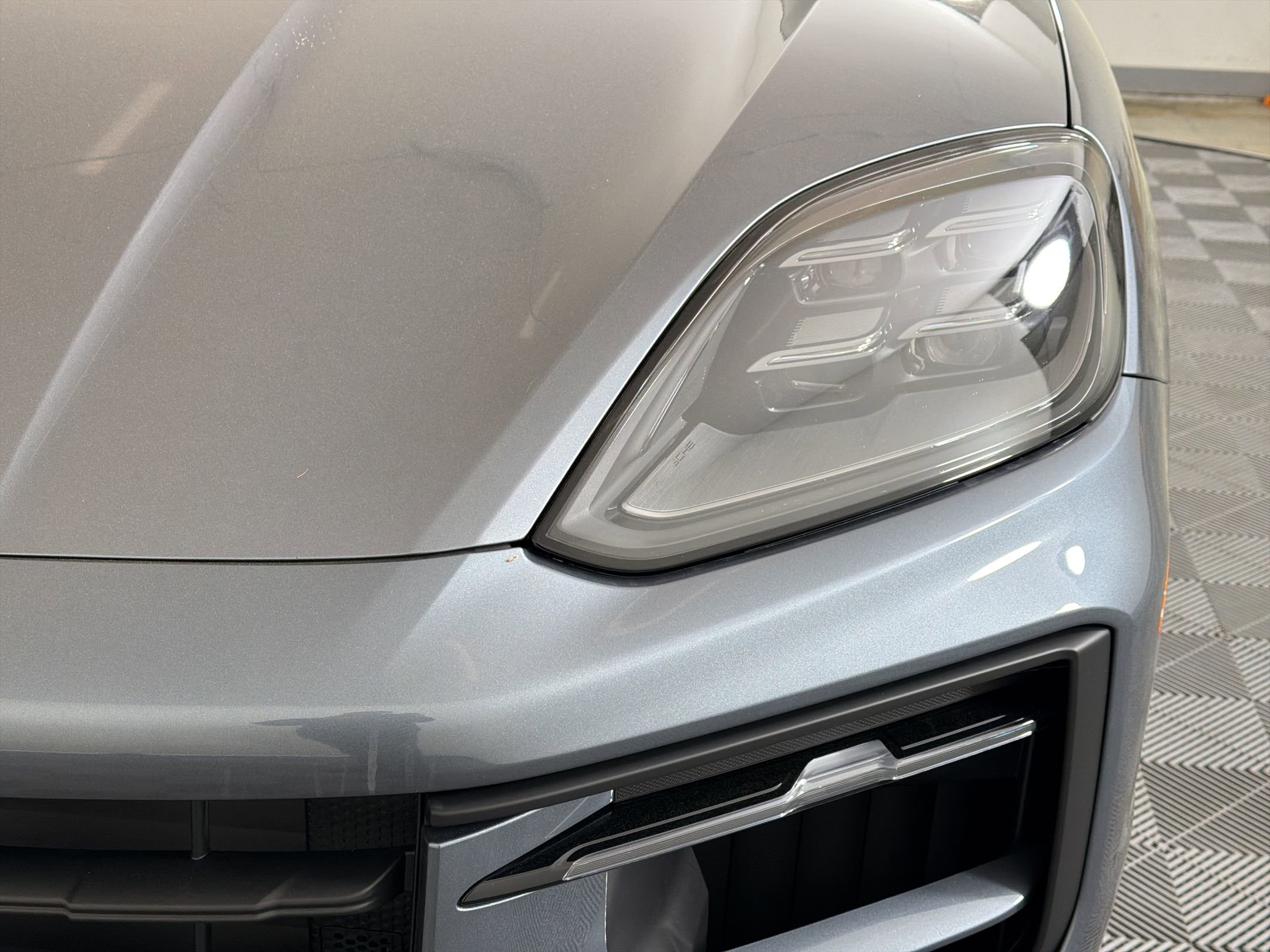 New 2026 Porsche Cayenne Coupe image 13