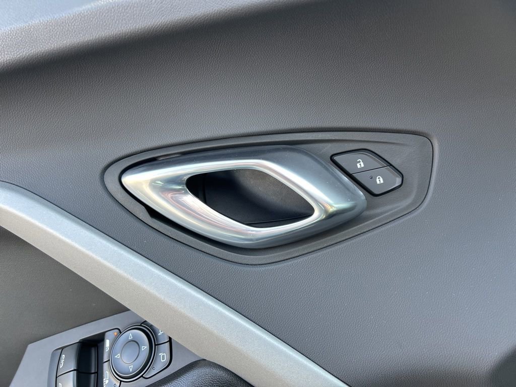 Used 2023 Chevrolet Camaro LT w/ Technology Package image 16